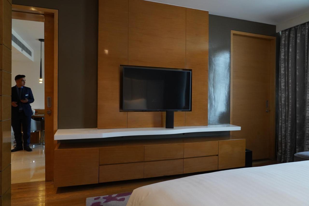 Marriott Executive Apartments Гайдарабад Екстер'єр фото